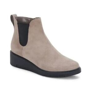 Blondo Luisa Waterproof Wedge Chelsea Bootie Mushroom Suede Womens Size 8M NWT